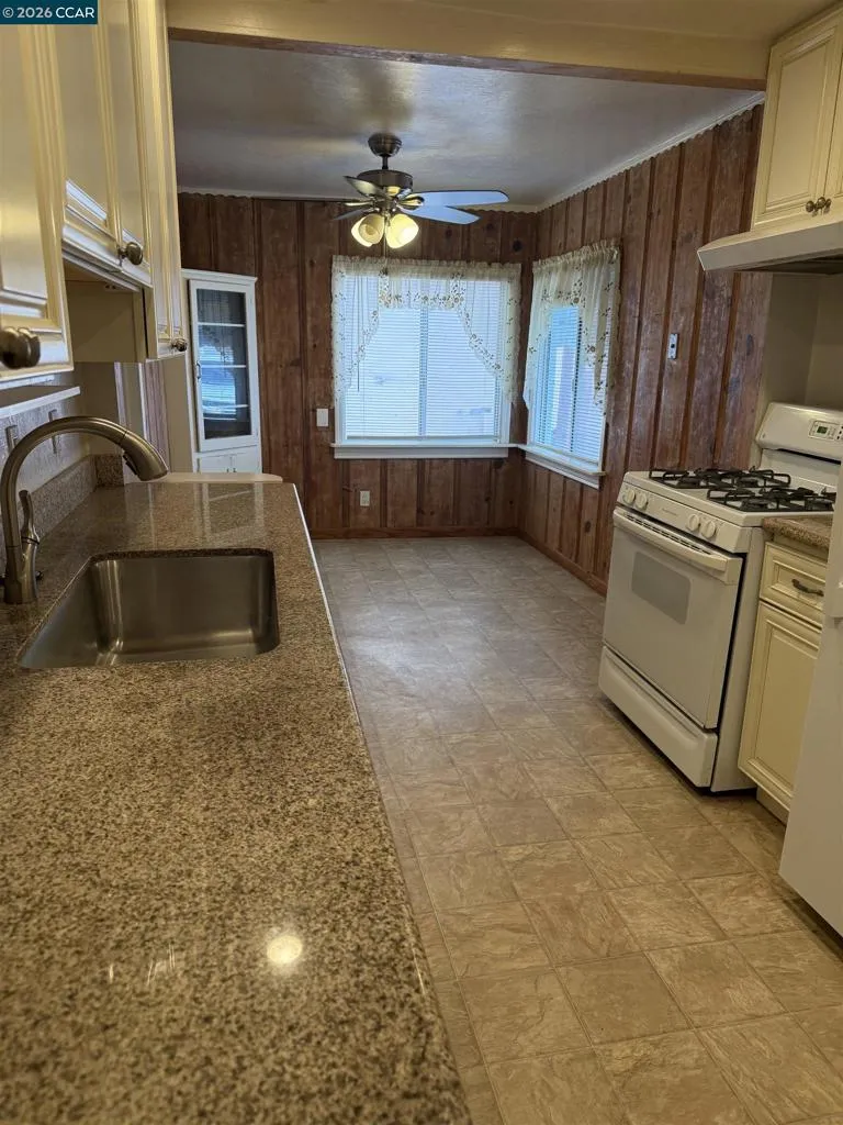 365 Pinole Ave Rodeo, CA 94572