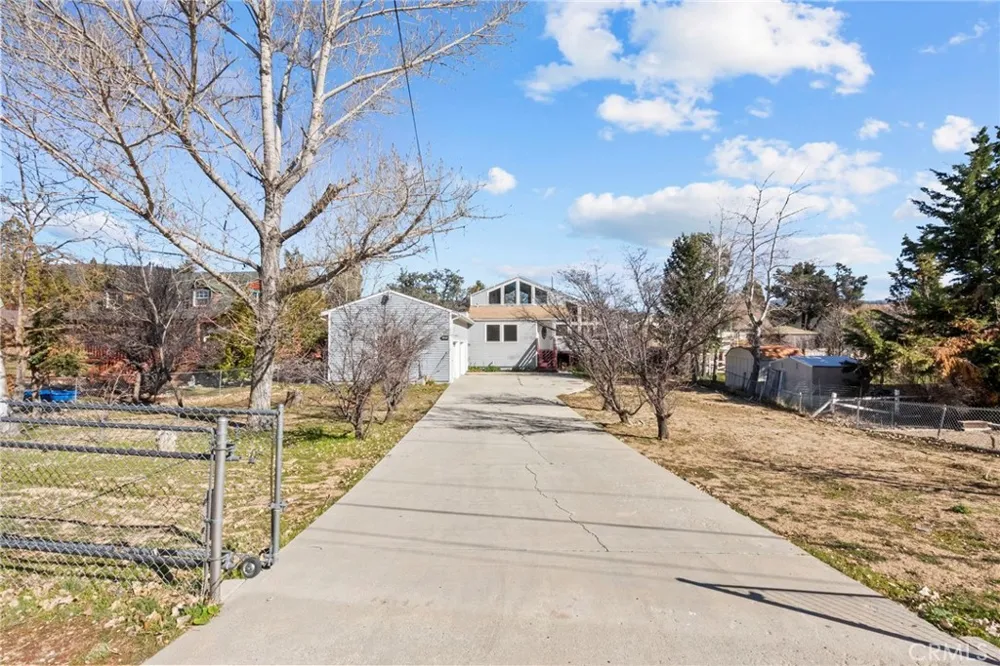 1000 Eagle Frazier Park, CA 93225