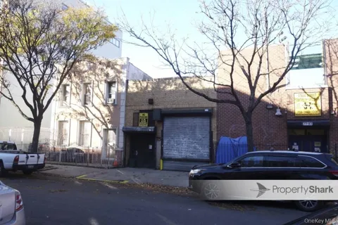 75 Stagg Street