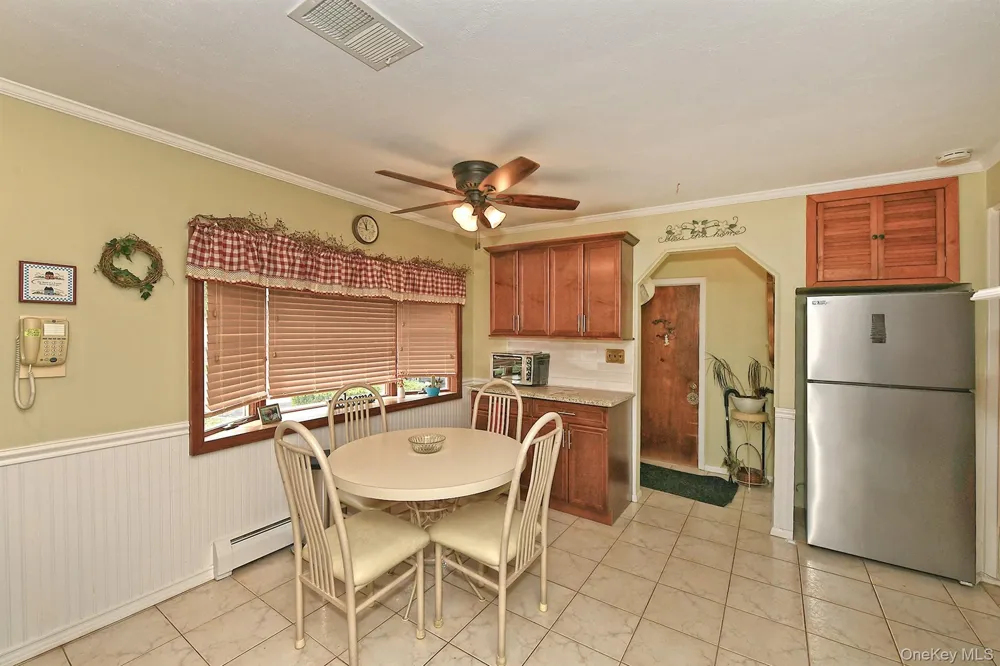 5 Woodcock Lane Levittown, NY 11756