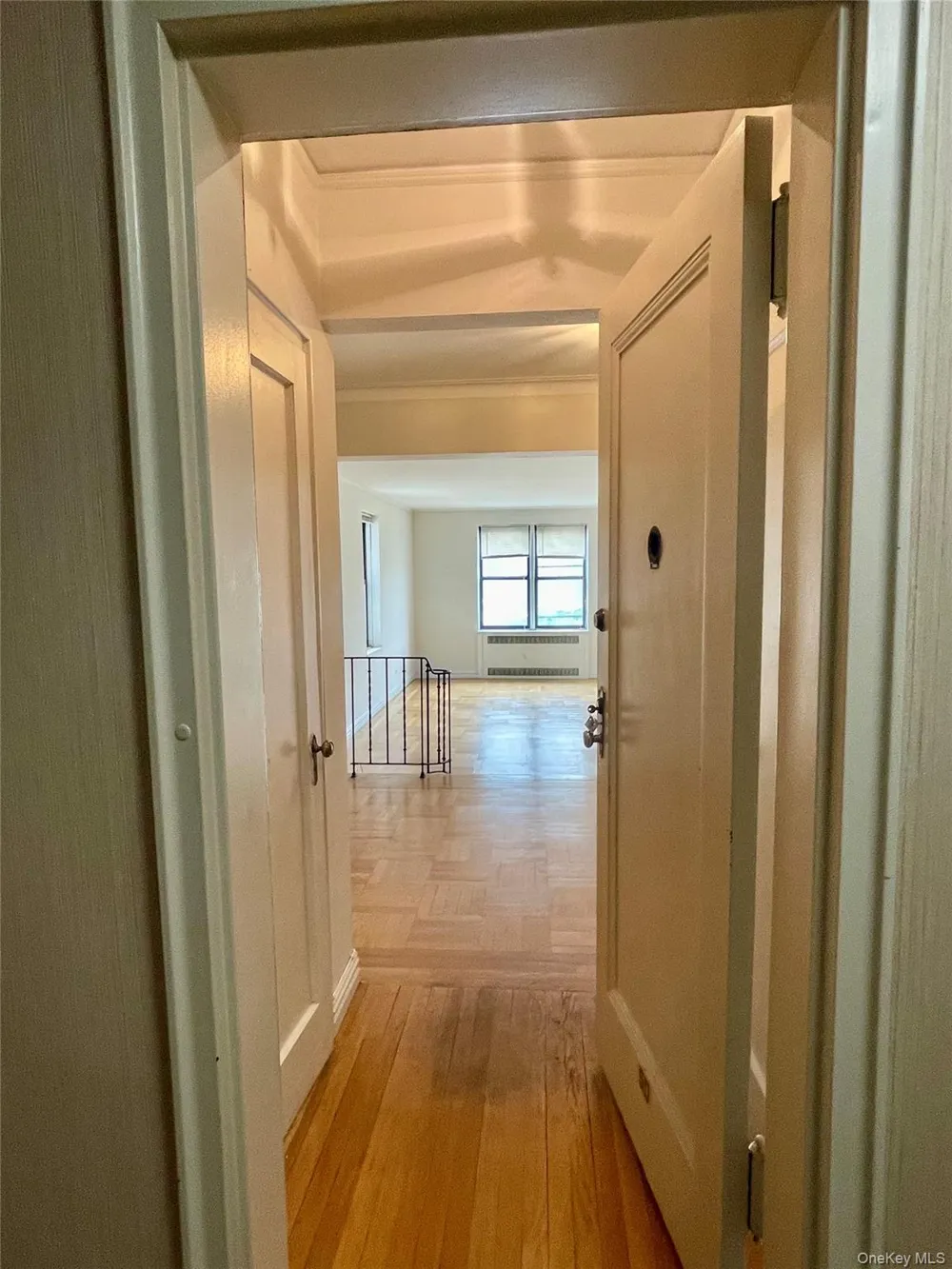 210 Martine Avenue #5D White Plains, NY 10601