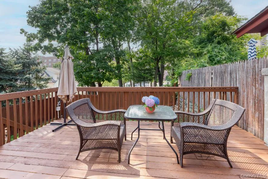 5637 Delafield Avenue Bronx, NY 10471