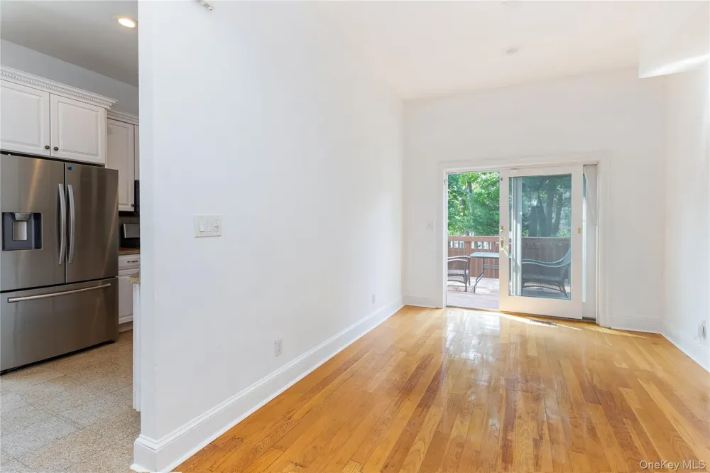5637 Delafield Avenue Bronx, NY 10471