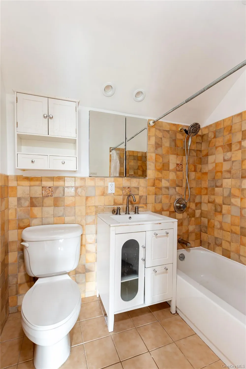 5637 Delafield Avenue Bronx, NY 10471