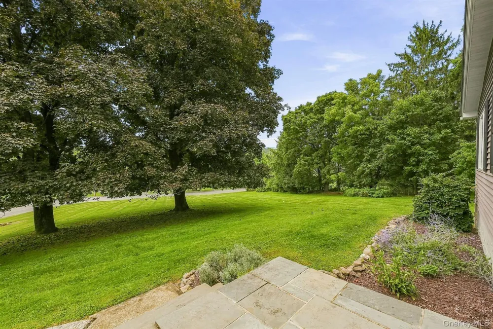 4 Rena Marie Circle Washingtonville, NY 10992