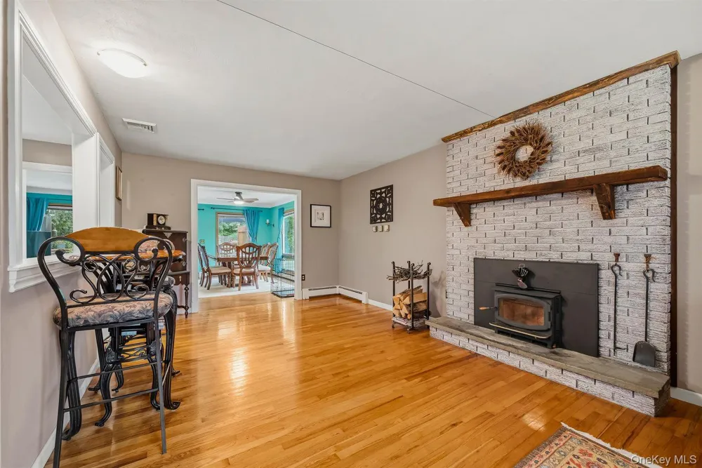 4 Rena Marie Circle Washingtonville, NY 10992