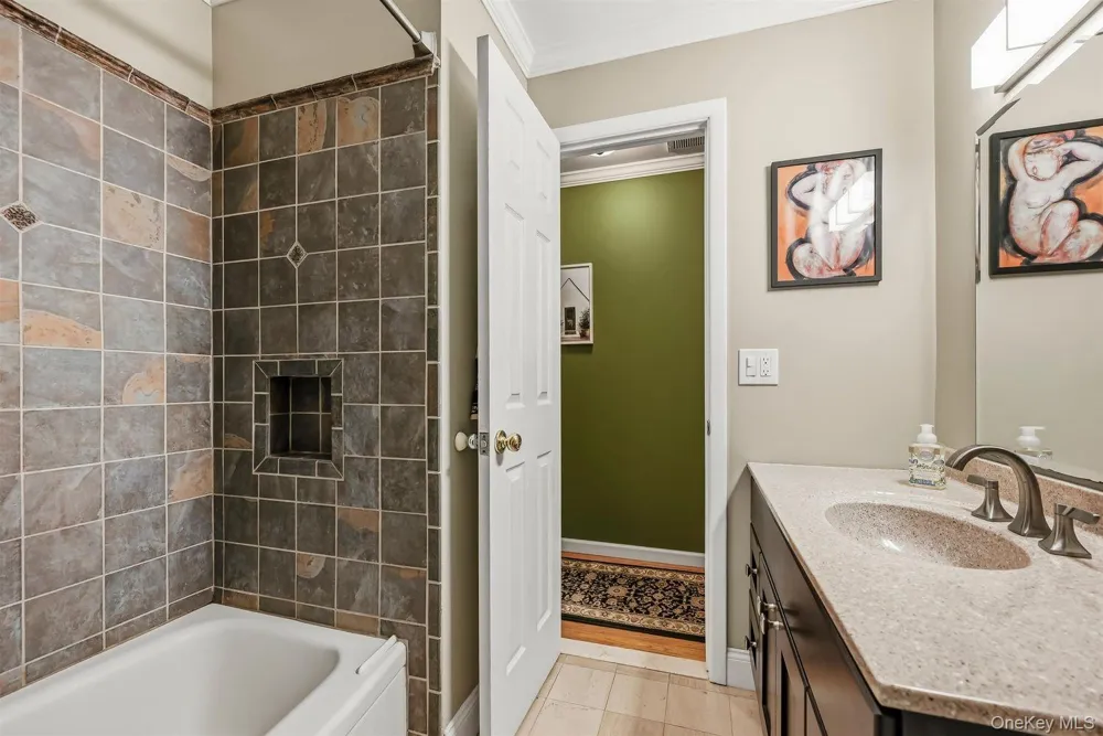 4 Rena Marie Circle Washingtonville, NY 10992