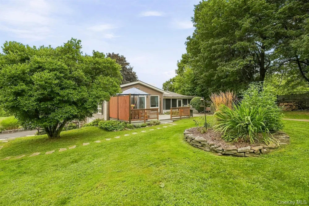 4 Rena Marie Circle Washingtonville, NY 10992