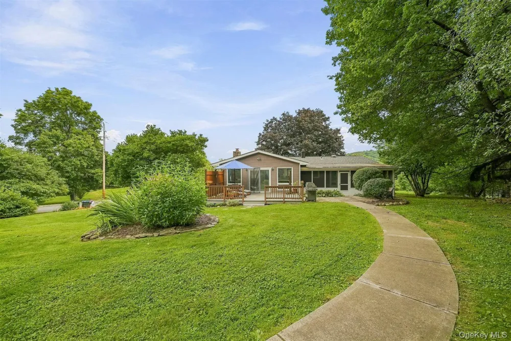 4 Rena Marie Circle Washingtonville, NY 10992