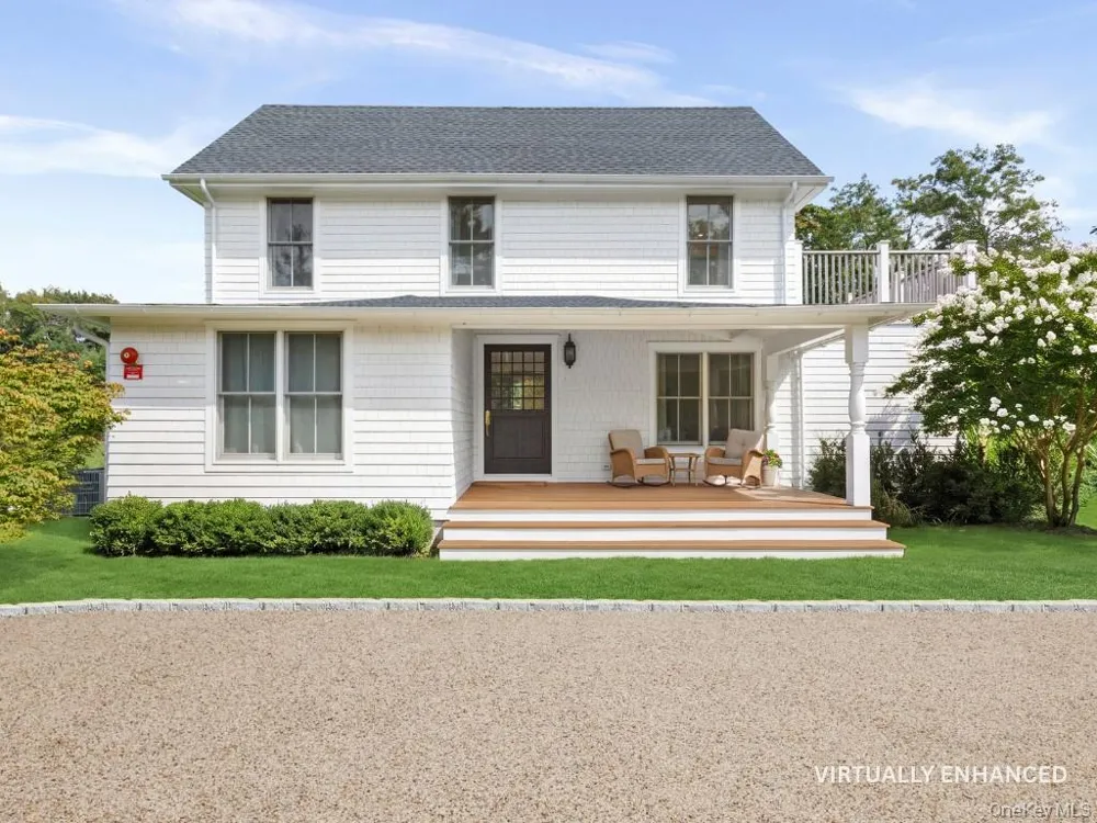 11 Shinnecock Road Hampton Bays, NY 11946