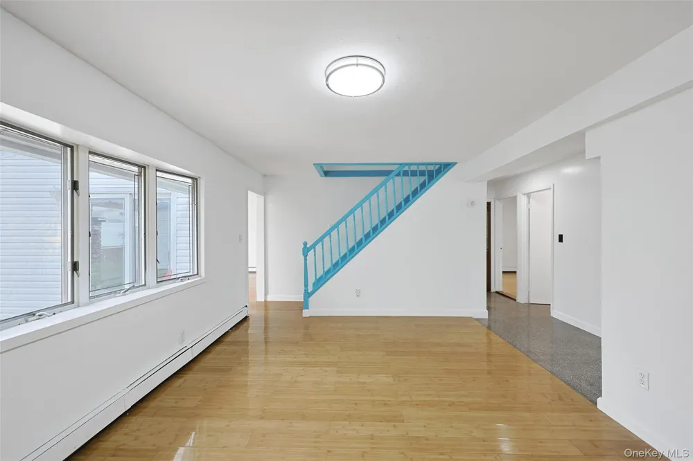 82 Lantern Road Hicksville, NY 11801
