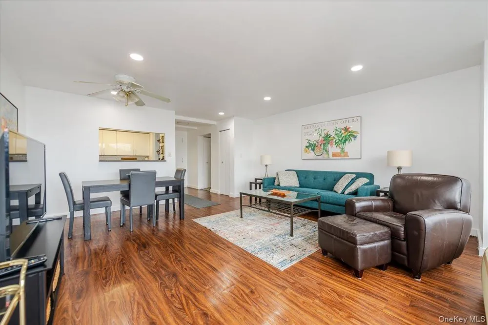 235 W Park Avenue #205 Long Beach, NY 11561