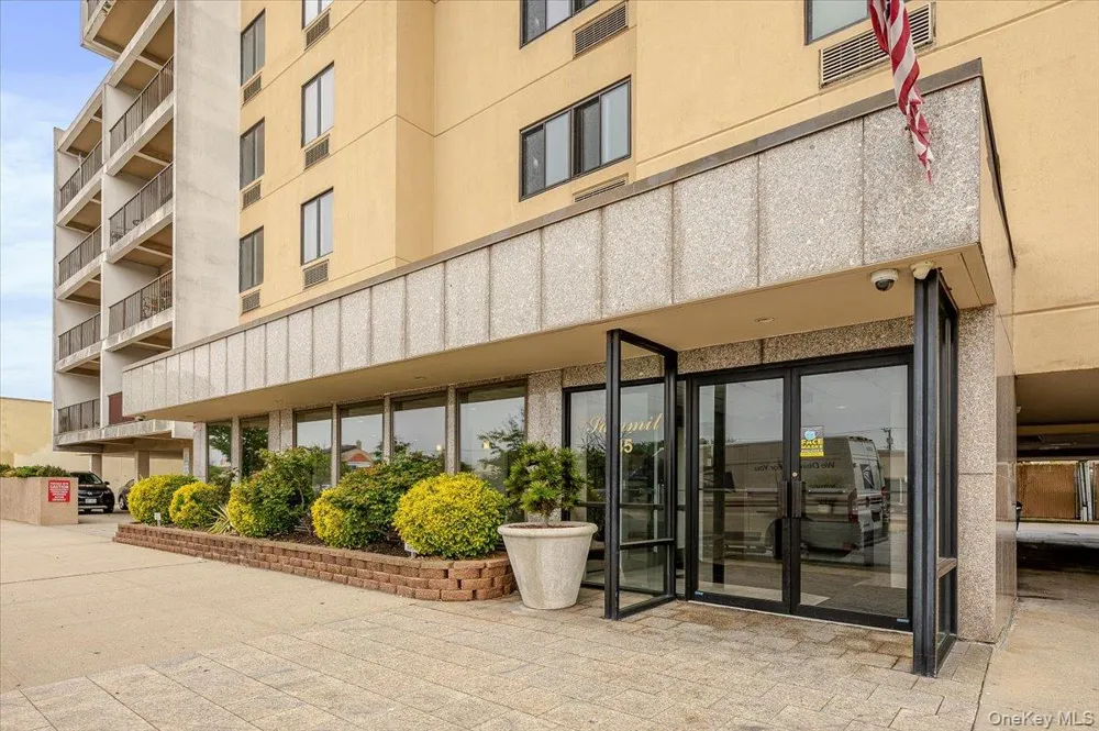235 W Park Avenue #205 Long Beach, NY 11561