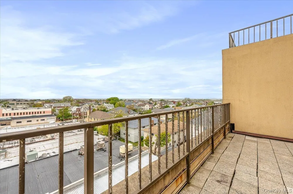 235 W Park Avenue #205 Long Beach, NY 11561