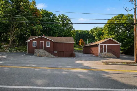 421-423 Rt-52