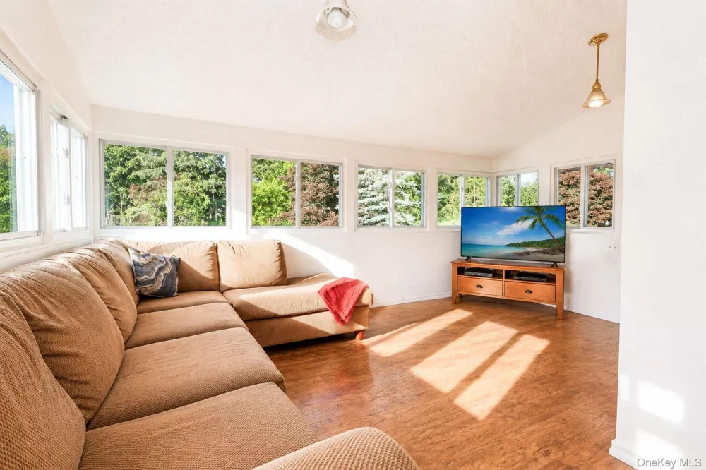210 Dairy Lane New Windsor, NY 12553