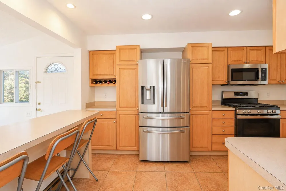 210 Dairy Lane New Windsor, NY 12553