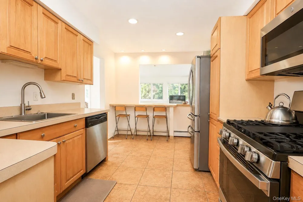 210 Dairy Lane New Windsor, NY 12553