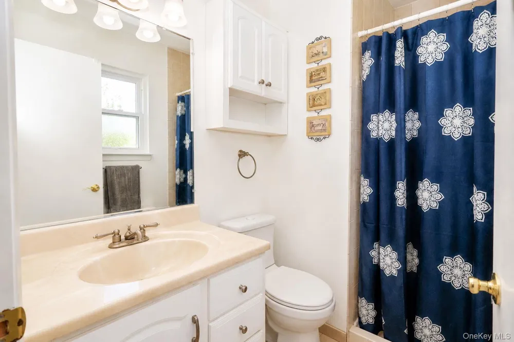 210 Dairy Lane New Windsor, NY 12553