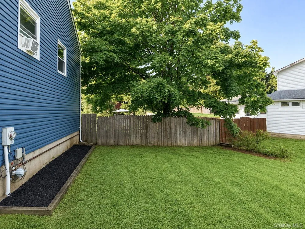 210 Dairy Lane New Windsor, NY 12553
