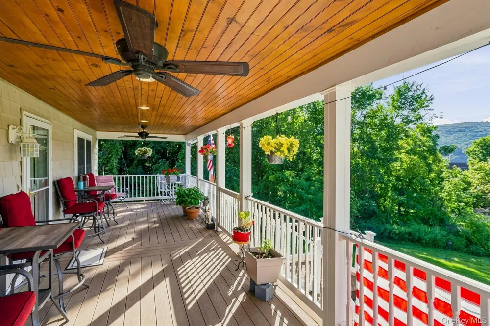 6 E Shore Road Greenwood Lake, NY 10925