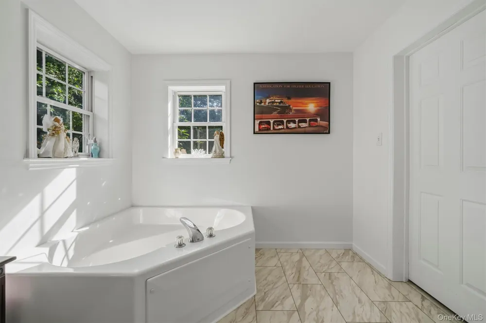 6 E Shore Road Greenwood Lake, NY 10925
