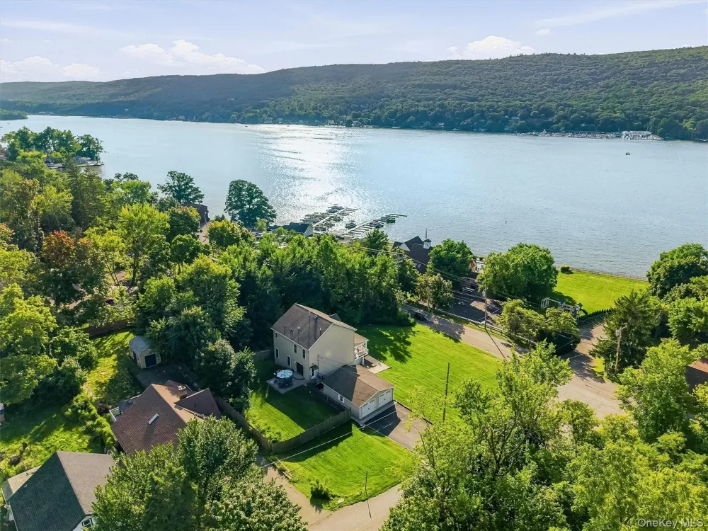6 E Shore Road Greenwood Lake, NY 10925