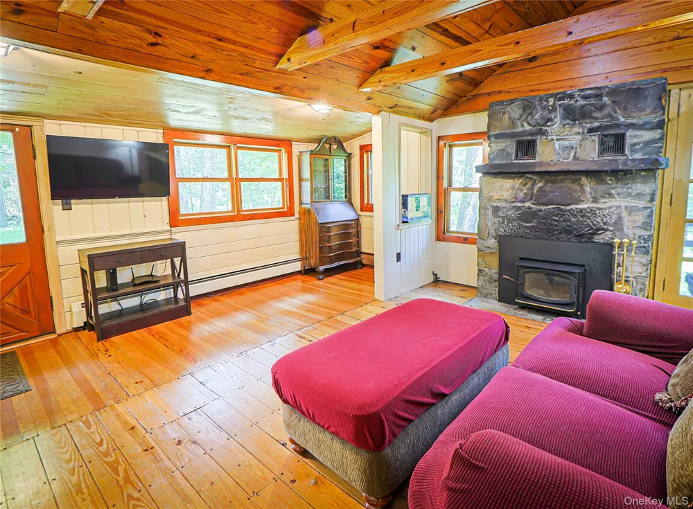 345 Dug Road Accord, NY 12404