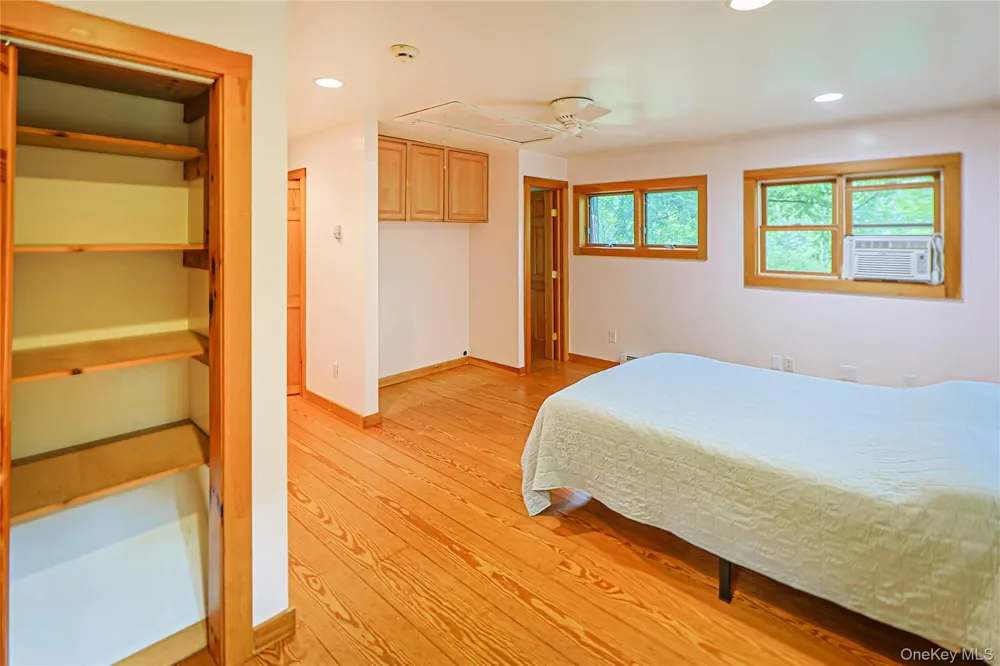 345 Dug Road Accord, NY 12404