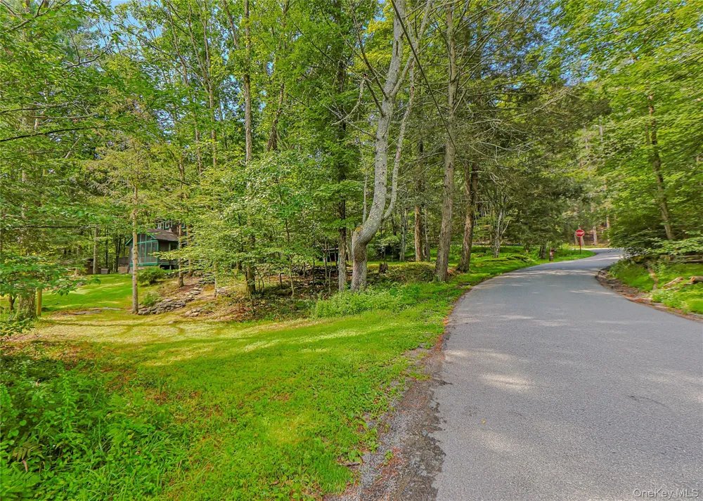 345 Dug Road Accord, NY 12404