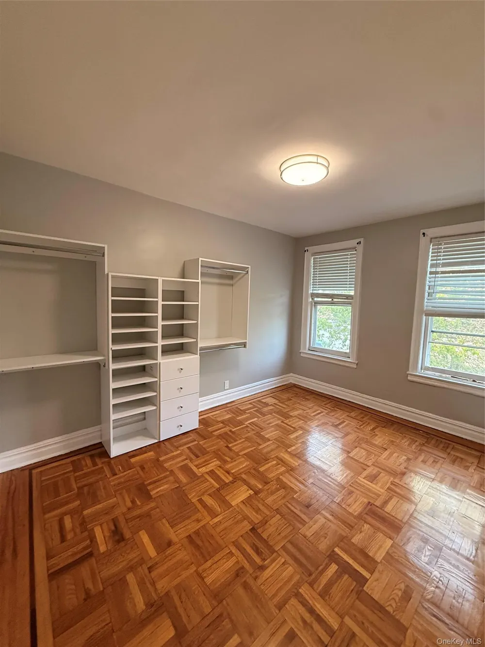 1958 Lurting Avenue Bronx, NY 10461