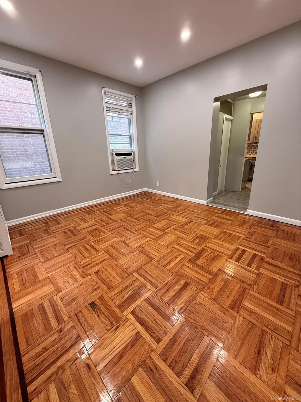 1958 Lurting Avenue Bronx, NY 10461