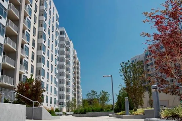 40-28 College Point Boulevard #907 Flushing, NY 11354