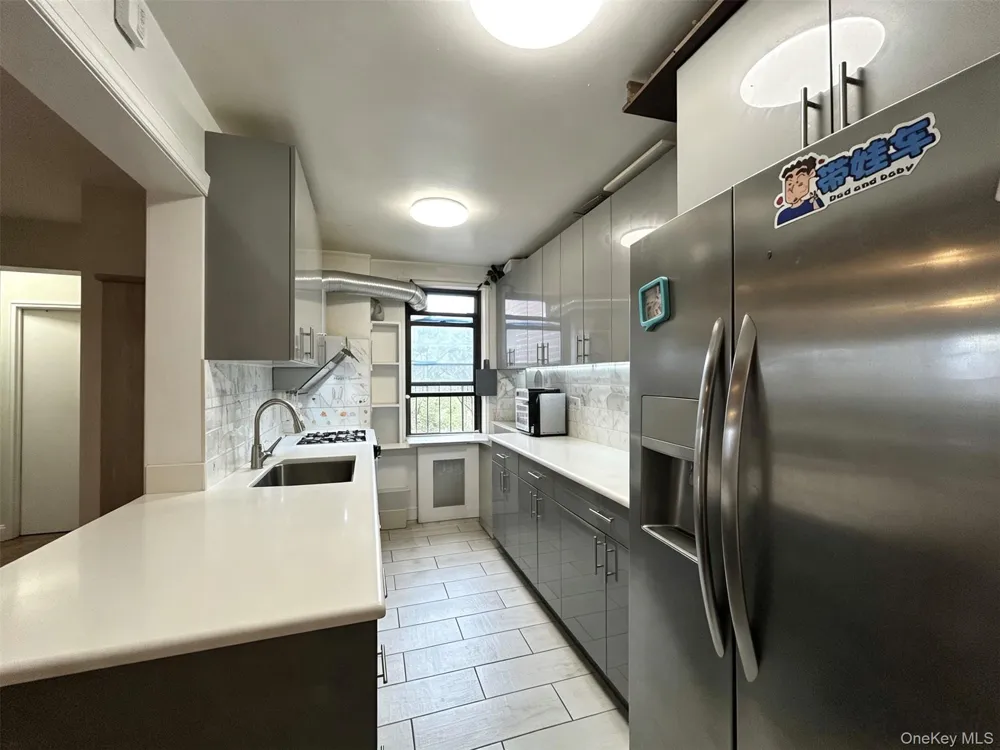 15020 71st Avenue #6J Kew Garden Hills, NY 11367