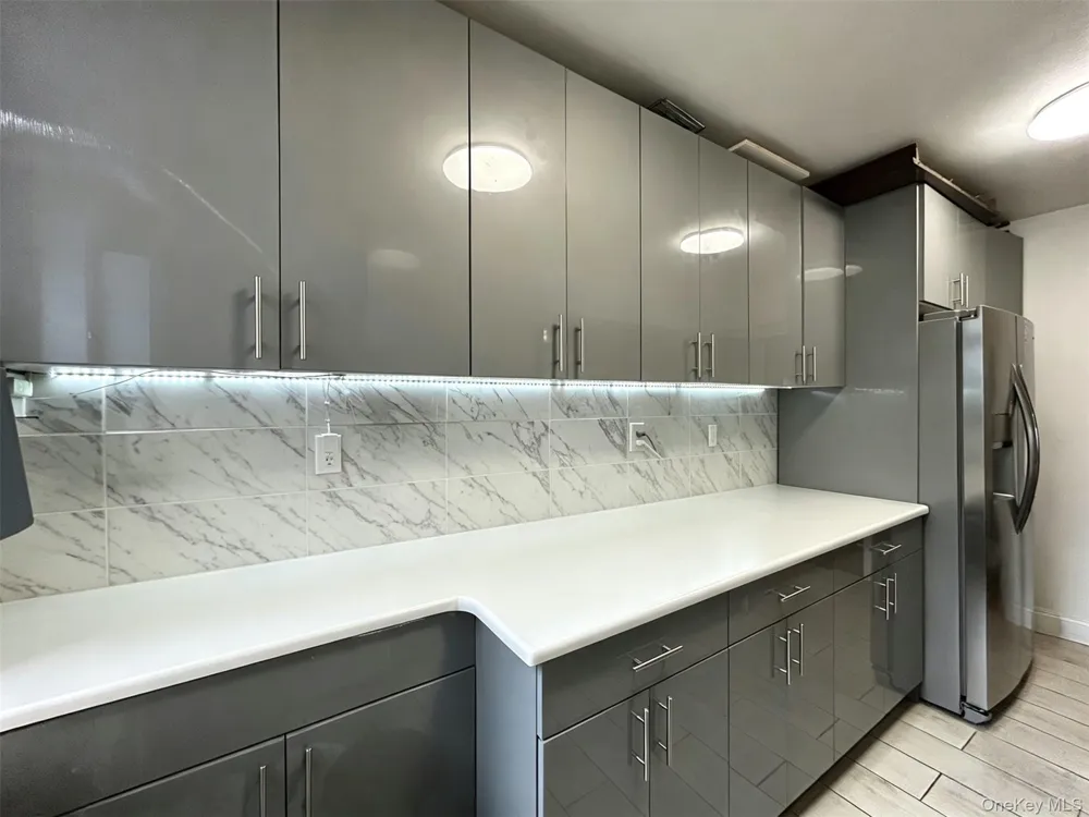 15020 71st Avenue #6J Kew Garden Hills, NY 11367
