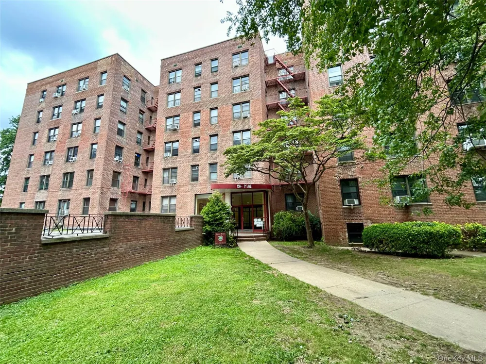 15020 71st Avenue #6J Kew Garden Hills, NY 11367