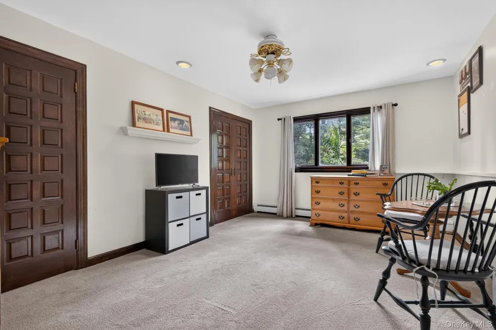 10 Dorchester Drive Muttontown, NY 11545