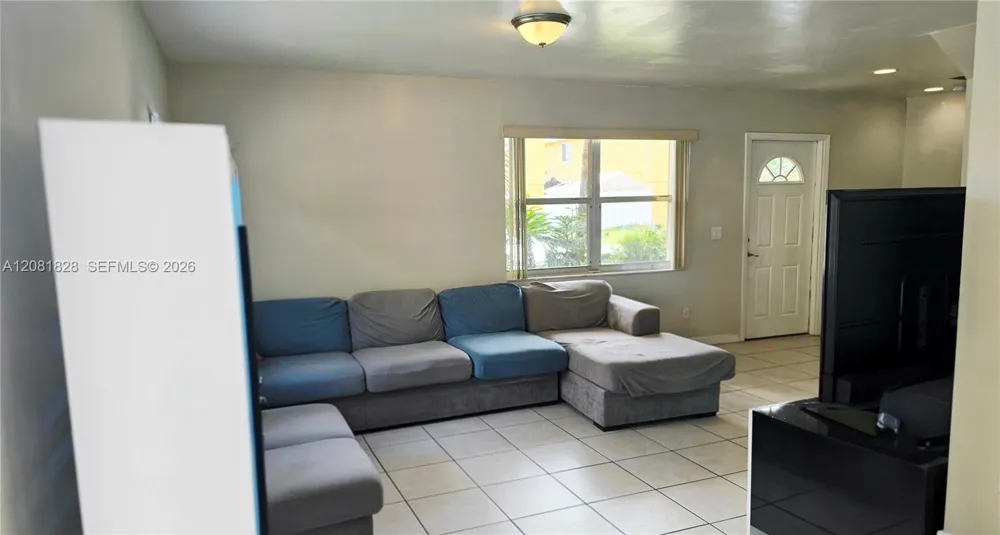 113 NE 12th Ave #113 Homestead, FL 33030