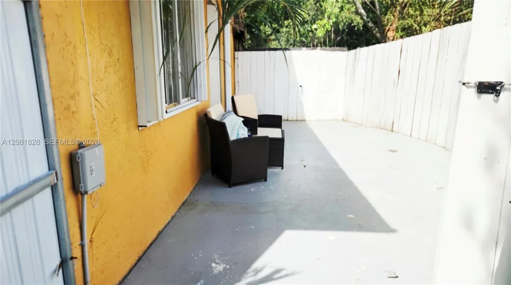 113 NE 12th Ave #113 Homestead, FL 33030