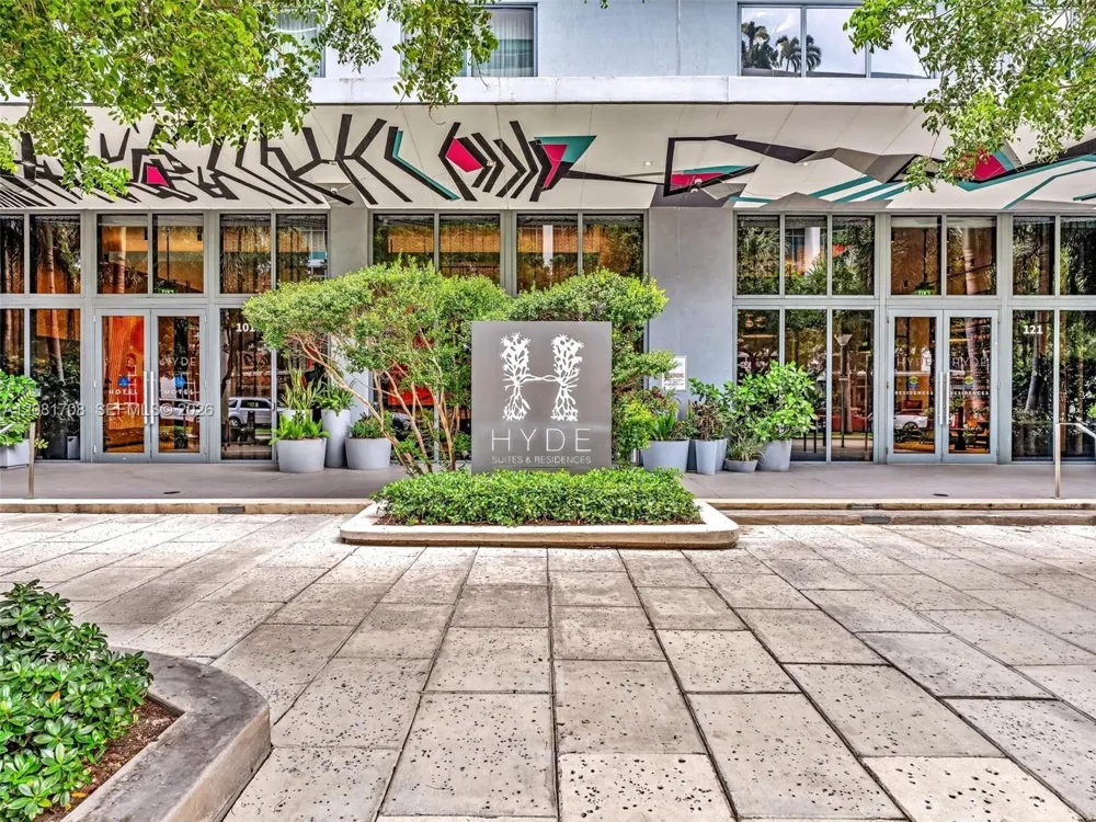 121 NE 34th St #1602 Miami, FL 33137