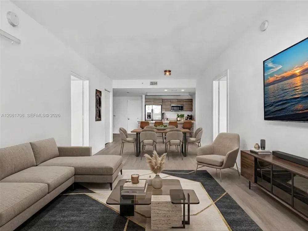 121 NE 34th St #1602 Miami, FL 33137