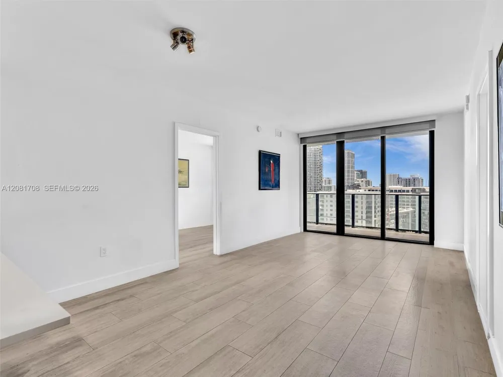 121 NE 34th St #1602 Miami, FL 33137
