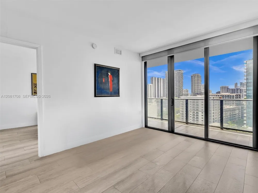 121 NE 34th St #1602 Miami, FL 33137