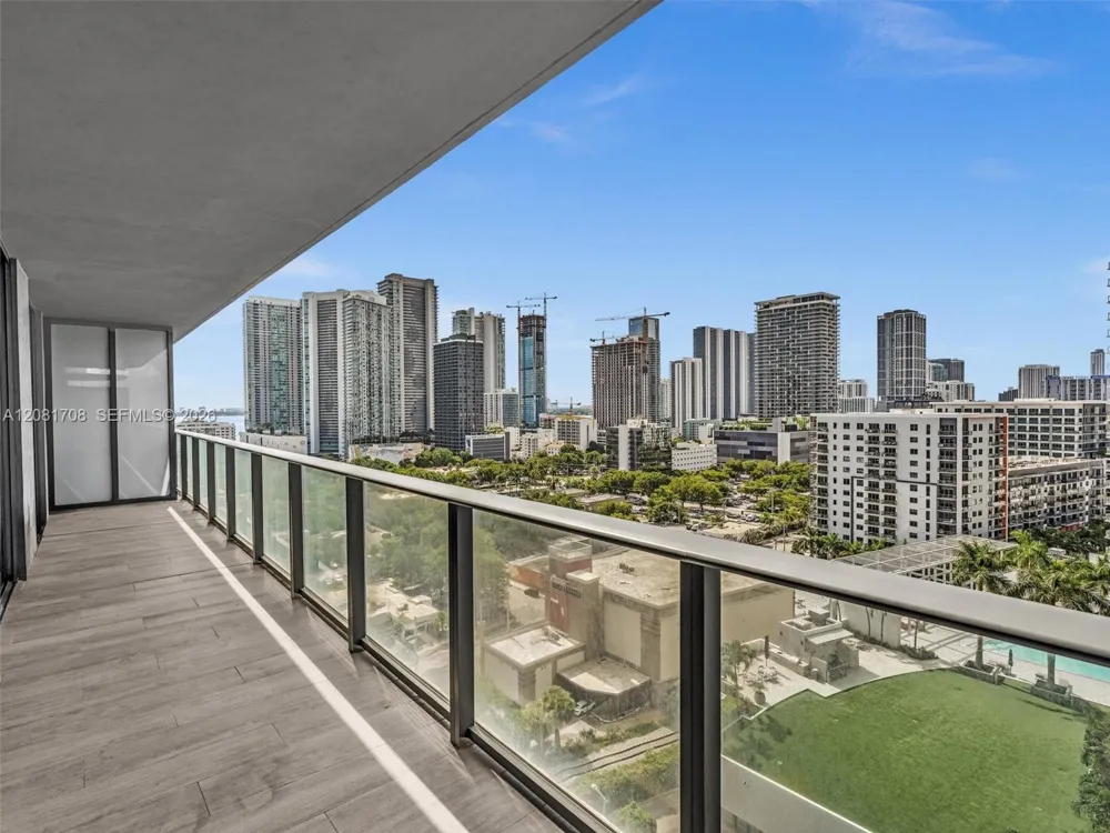 121 NE 34th St #1602 Miami, FL 33137