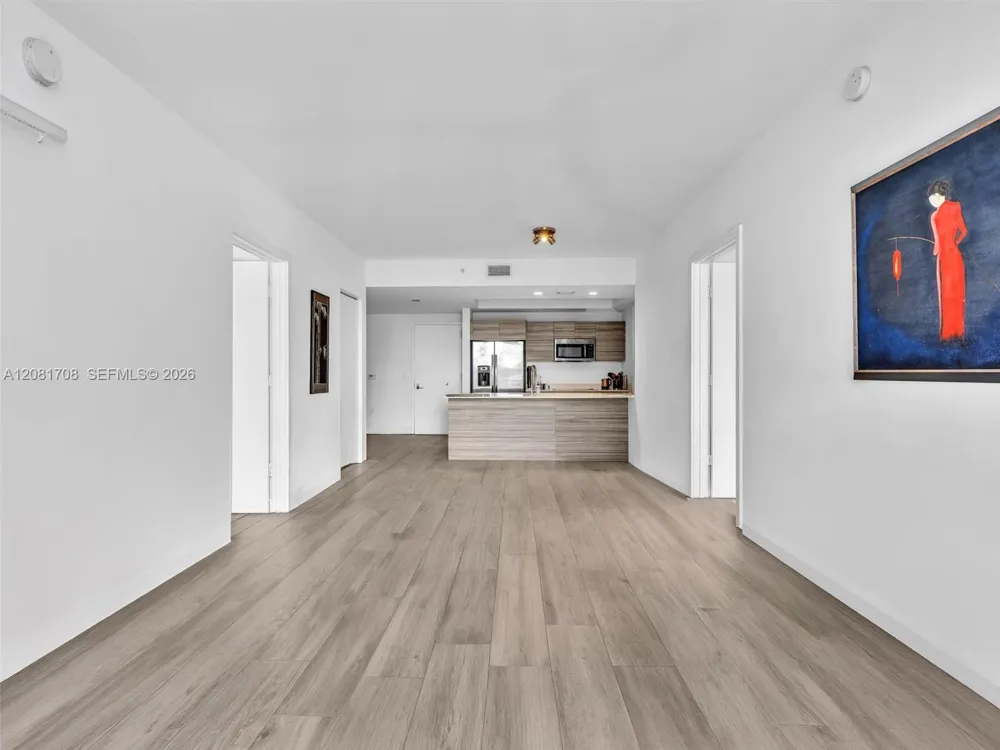 121 NE 34th St #1602 Miami, FL 33137