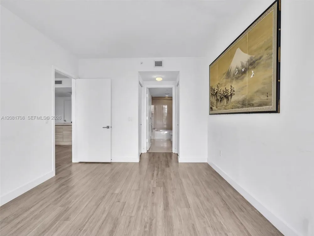 121 NE 34th St #1602 Miami, FL 33137