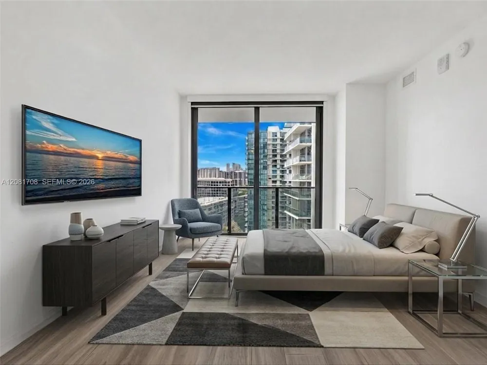 121 NE 34th St #1602 Miami, FL 33137