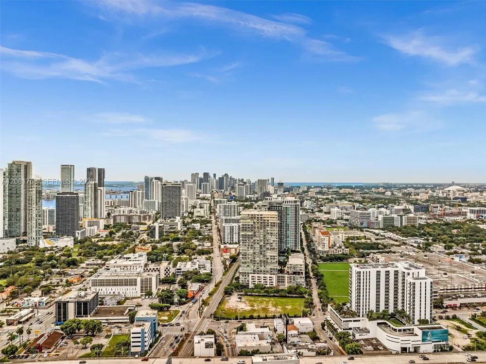 121 NE 34th St #1602 Miami, FL 33137