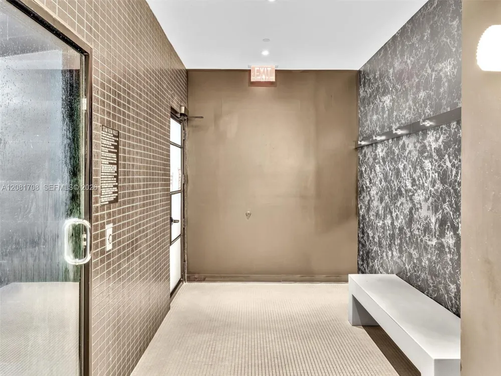 121 NE 34th St #1602 Miami, FL 33137