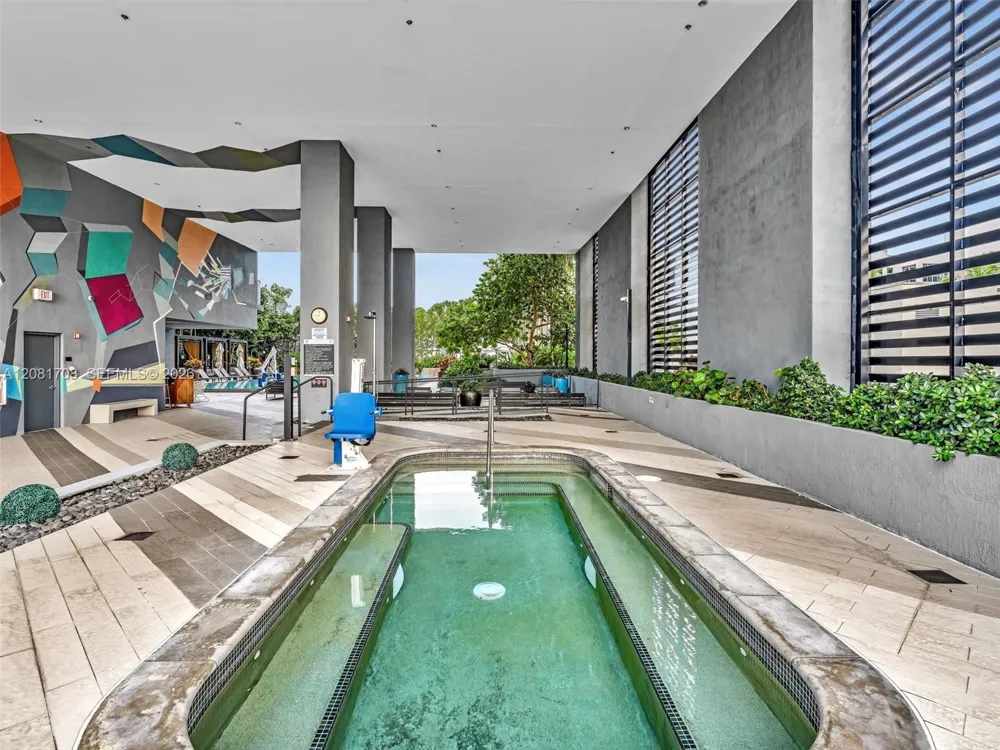 121 NE 34th St #1602 Miami, FL 33137